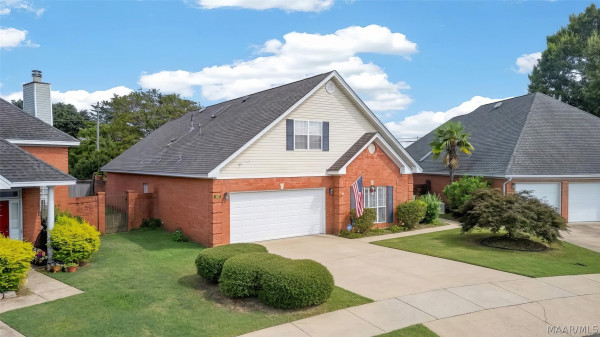 147 RIVER CHASE Court