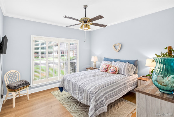 147 RIVER CHASE Court