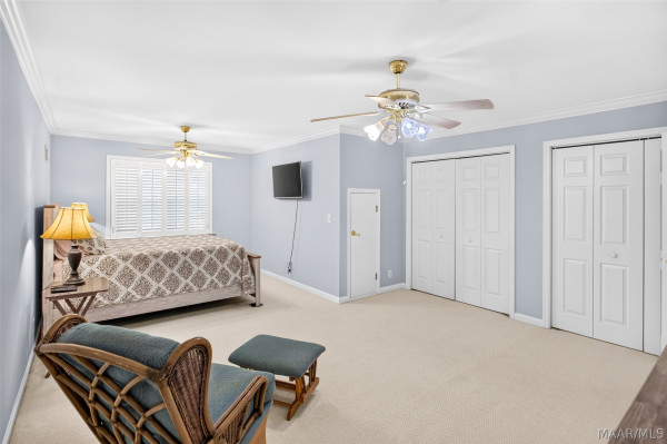147 RIVER CHASE Court