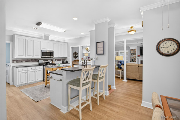 147 RIVER CHASE Court