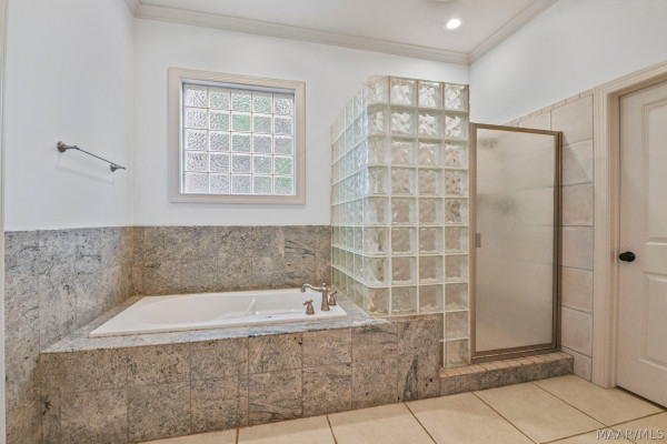 8613 Lillian Place