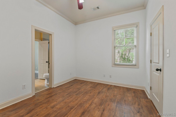 8613 Lillian Place