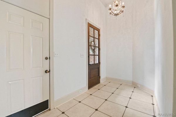 8613 Lillian Place