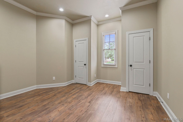 8613 Lillian Place