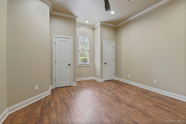 8613 Lillian Place