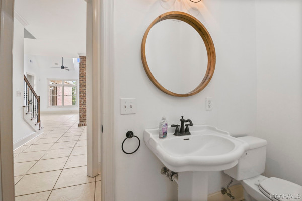 8613 Lillian Place