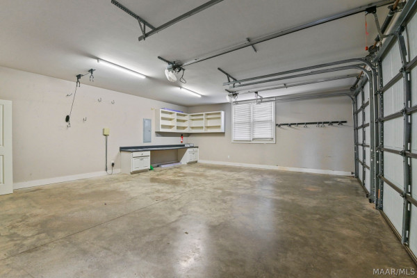 8613 Lillian Place