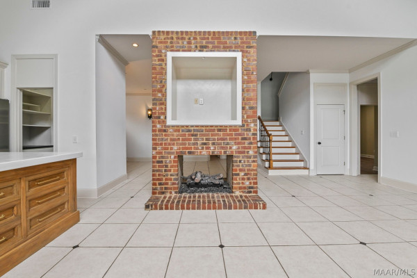 8613 Lillian Place