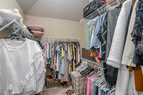 9155 CRESCENT LODGE Circle