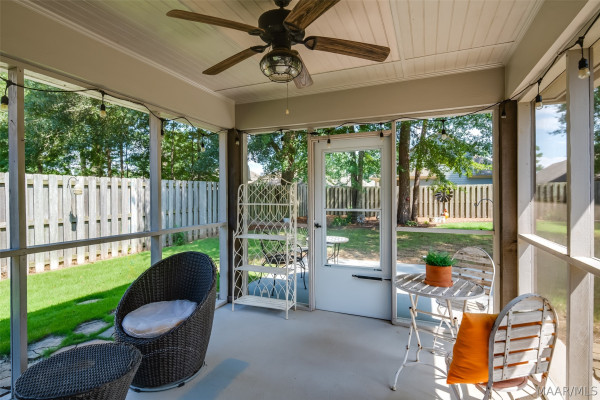 9155 CRESCENT LODGE Circle