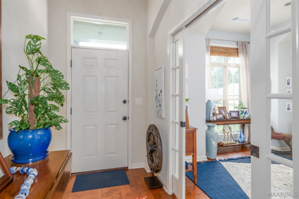 9155 CRESCENT LODGE Circle