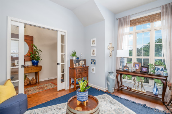 9155 CRESCENT LODGE Circle