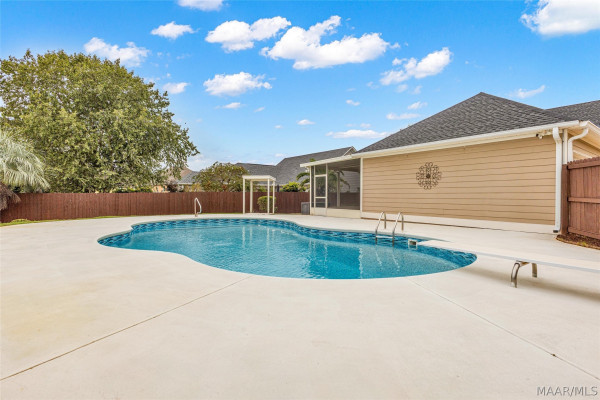 1890 PENDLEBROOKE Drive