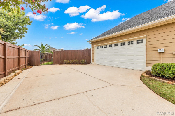 1890 PENDLEBROOKE Drive