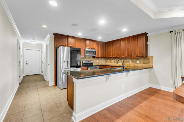 1890 PENDLEBROOKE Drive