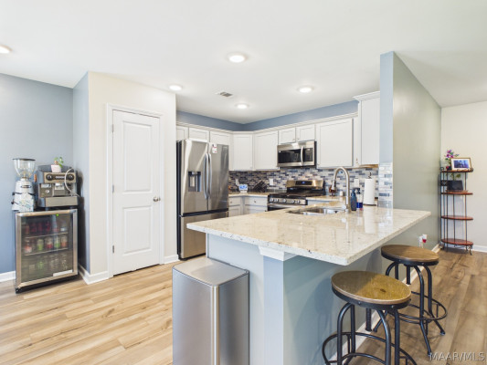375 Kohn Drive
