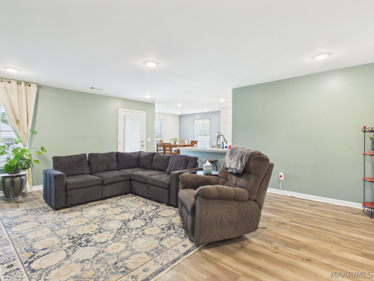 375 Kohn Drive