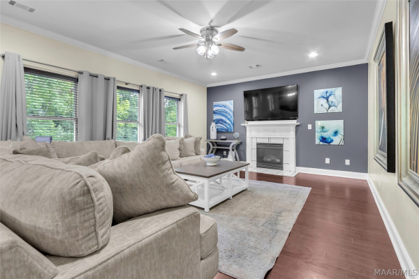 5868 Blevins Circle