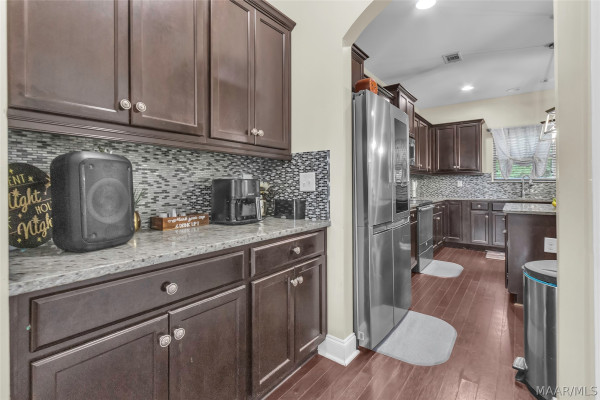 5868 Blevins Circle