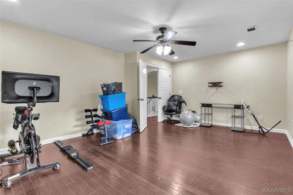 5868 Blevins Circle
