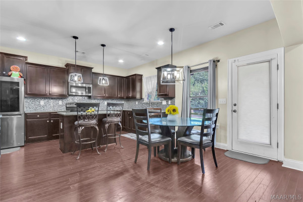5868 Blevins Circle