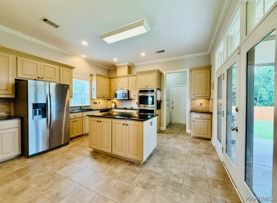 9767 Farnham Drive