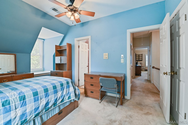 2147 VAUGHN Lane