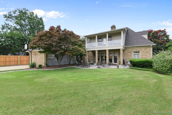 2147 VAUGHN Lane