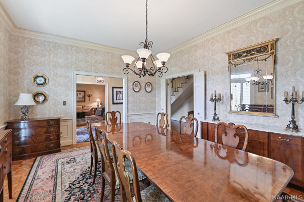 2147 VAUGHN Lane
