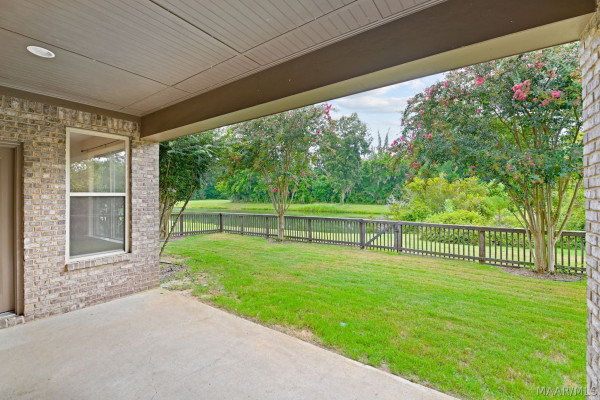 8813 Lillington Circle