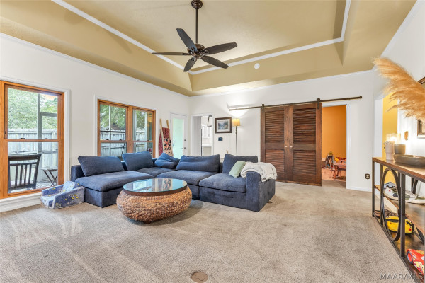 1400 MIDLANE Court
