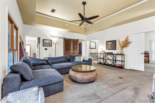 1400 MIDLANE Court