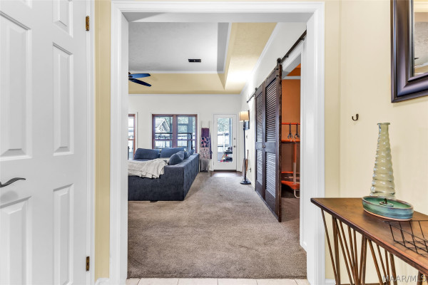 1400 MIDLANE Court