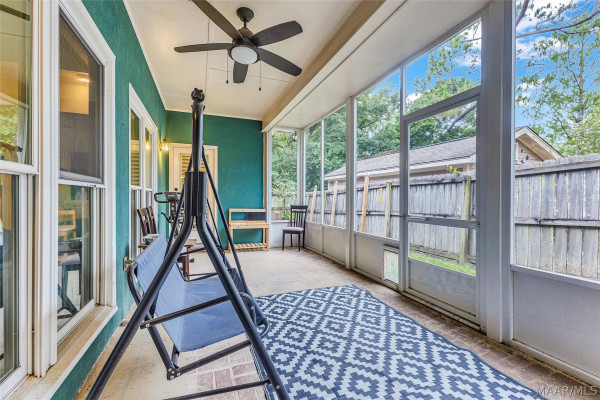 1400 MIDLANE Court