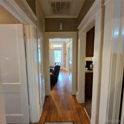 2116 GREENVILLE Street