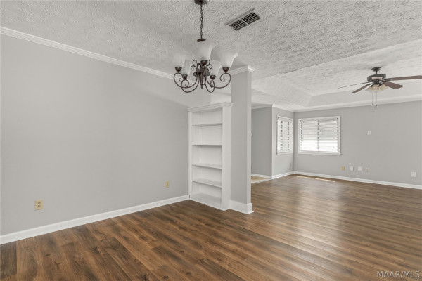 6016 CAMELOT Court