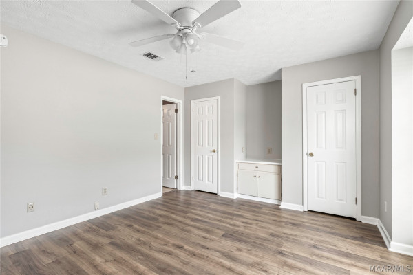 6016 CAMELOT Court