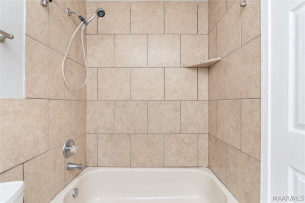 6016 CAMELOT Court