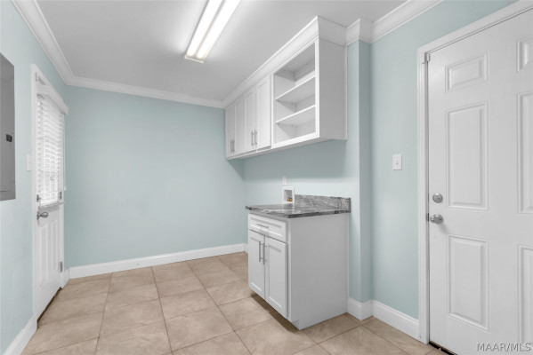 3123 Hathaway Place
