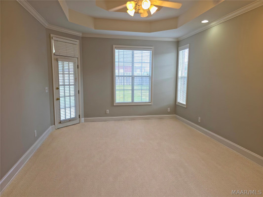 8512 PIPIT Court