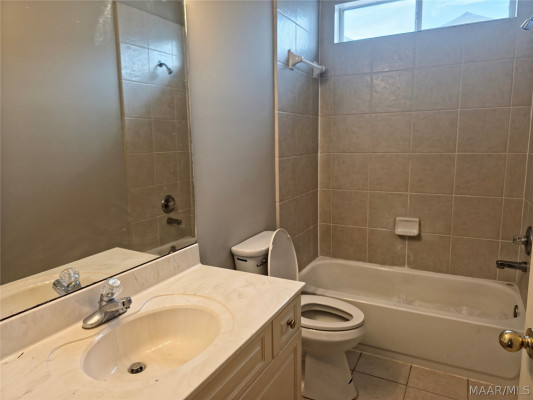 8512 PIPIT Court