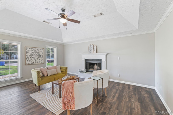 1835 Sanford Drive