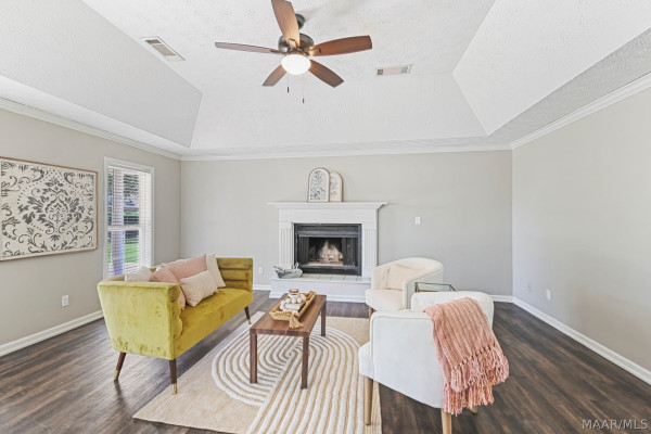 1835 Sanford Drive