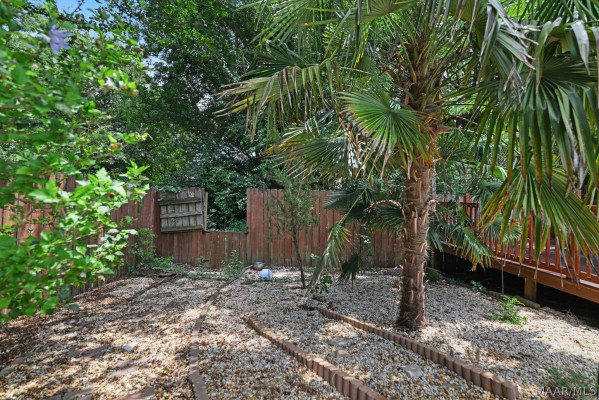 206 Sheila Boulevard