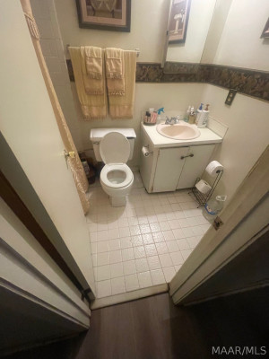 720 Southlawn Drive