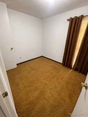 720 Southlawn Drive