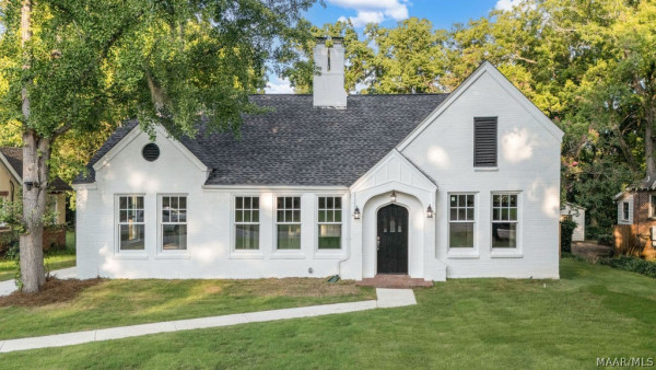3135 Lexington Road