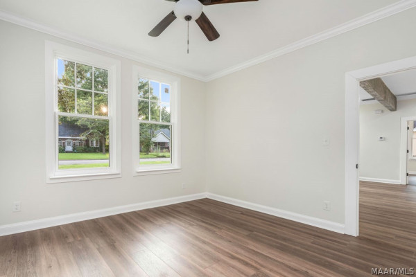 3135 Lexington Road