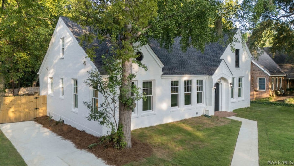 3135 Lexington Road