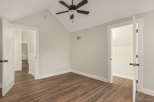 3135 Lexington Road